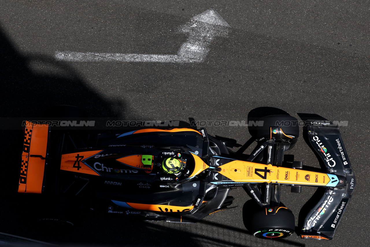 GP AZERBAIJAN, Lando Norris (GBR) McLaren MCL60.

28.04.2023. Formula 1 World Championship, Rd 4, Azerbaijan Grand Prix, Baku Street Circuit, Azerbaijan, Qualifiche Day.

- www.xpbimages.com, EMail: requests@xpbimages.com ¬© Copyright: Bearne / XPB Images