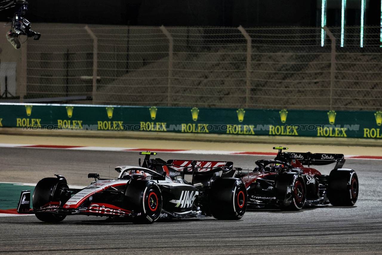 GP BAHRAIN, Nico Hulkenberg (GER) Haas VF-23.

05.03.2023. Formula 1 World Championship, Rd 1, Bahrain Grand Prix, Sakhir, Bahrain, Gara Day.

- www.xpbimages.com, EMail: requests@xpbimages.com © Copyright: Moy / XPB Images