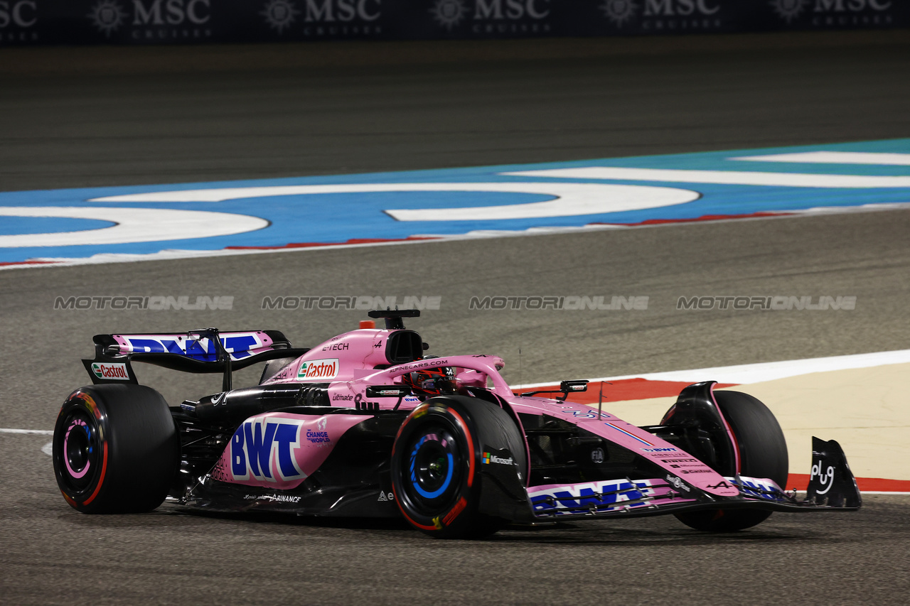 GP BAHRAIN, Esteban Ocon (FRA) Alpine F1 Team A523.

05.03.2023. Formula 1 World Championship, Rd 1, Bahrain Grand Prix, Sakhir, Bahrain, Gara Day.

- www.xpbimages.com, EMail: requests@xpbimages.com © Copyright: Batchelor / XPB Images