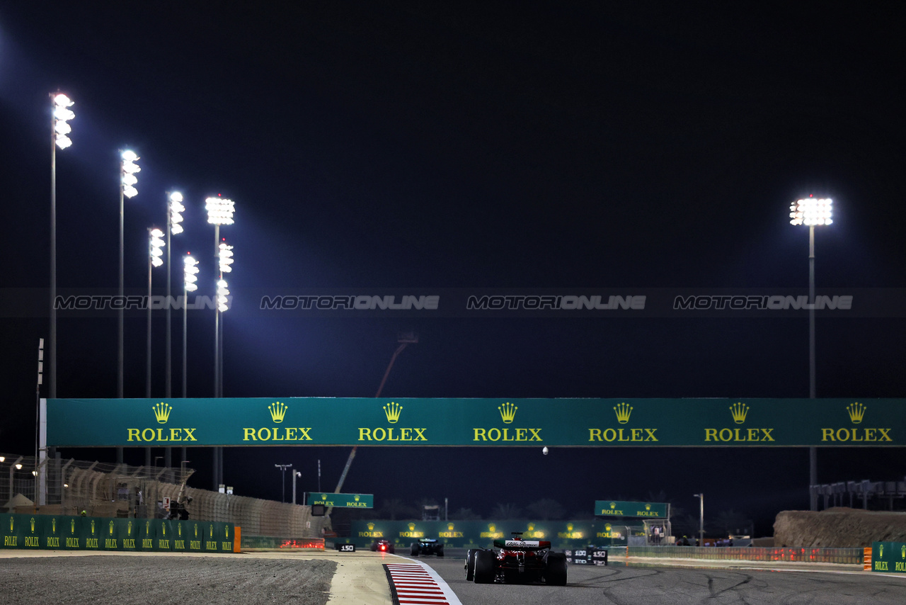 GP BAHRAIN, Valtteri Bottas (FIN) Mercedes AMG F1 W12.

05.03.2023. Formula 1 World Championship, Rd 1, Bahrain Grand Prix, Sakhir, Bahrain, Gara Day.

- www.xpbimages.com, EMail: requests@xpbimages.com © Copyright: Charniaux / XPB Images