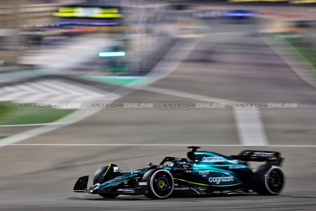 GP BAHRAIN, Lance Stroll (CDN) Aston Martin F1 Team AMR23.

05.03.2023. Formula 1 World Championship, Rd 1, Bahrain Grand Prix, Sakhir, Bahrain, Gara Day.

- www.xpbimages.com, EMail: requests@xpbimages.com © Copyright: Charniaux / XPB Images