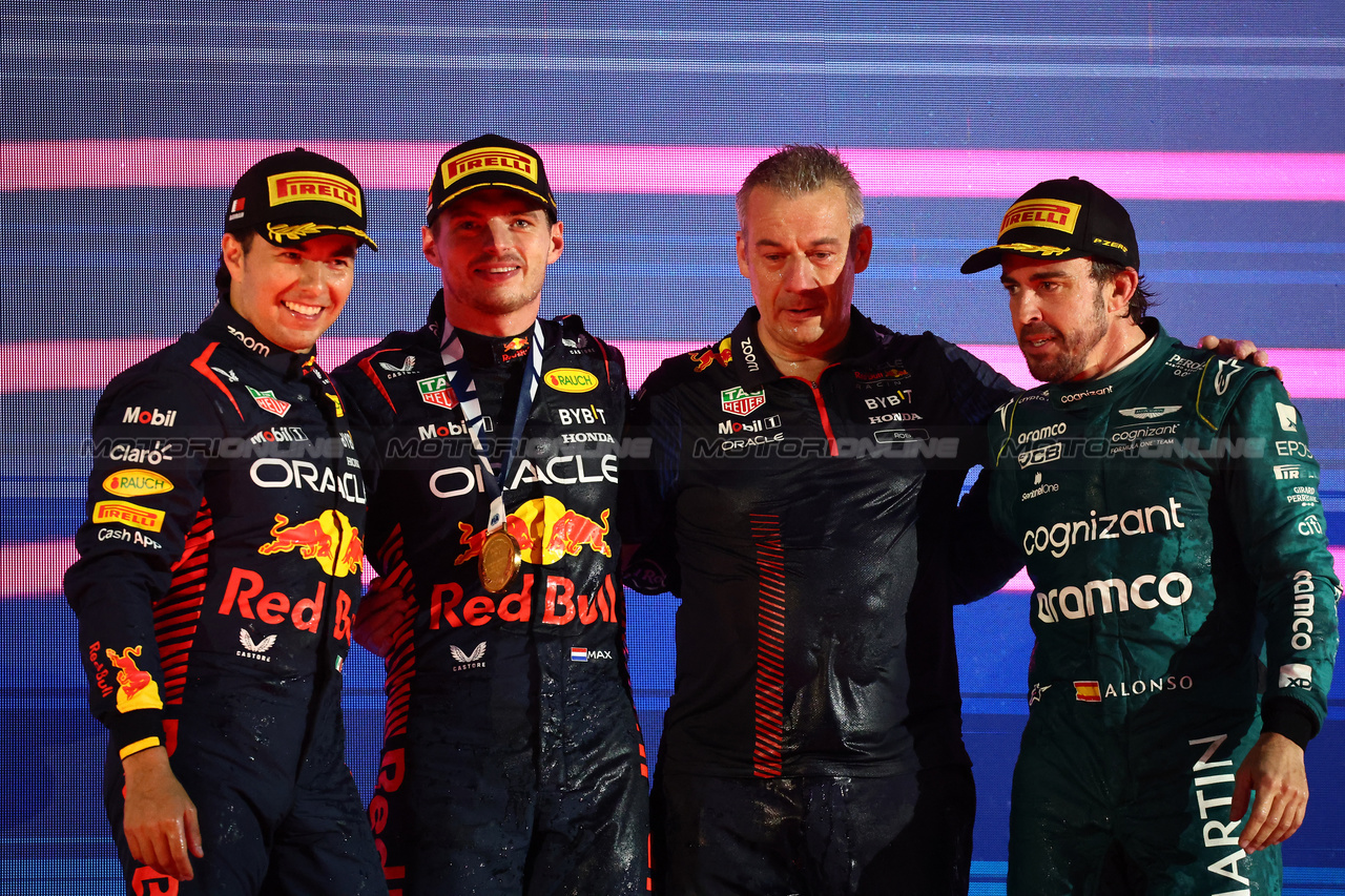 GP BAHRAIN, 1st place Max Verstappen (NLD) Red Bull Racing RB19, 2nd place Sergio Perez (MEX) Red Bull Racing RB19 e 3rd place Fernando Alonso (ESP) Aston Martin F1 Team AMR23.
05.03.2023. Formula 1 World Championship, Rd 1, Bahrain Grand Prix, Sakhir, Bahrain, Gara Day.
- www.xpbimages.com, EMail: requests@xpbimages.com © Copyright: Batchelor / XPB Images
