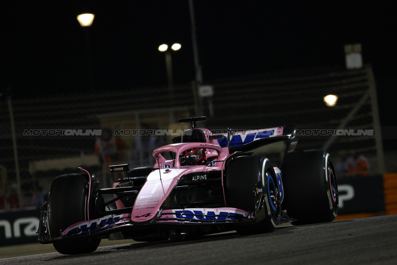 GP BAHRAIN, Esteban Ocon (FRA) Alpine F1 Team A523.

05.03.2023. Formula 1 World Championship, Rd 1, Bahrain Grand Prix, Sakhir, Bahrain, Gara Day.

- www.xpbimages.com, EMail: requests@xpbimages.com © Copyright: Moy / XPB Images
