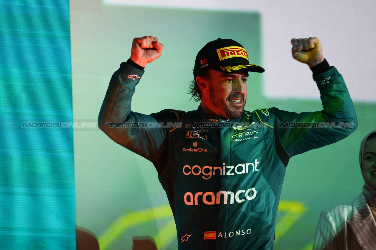 GP BAHRAIN, 3rd place Fernando Alonso (ESP) Aston Martin F1 Team.
05.03.2023. Formula 1 World Championship, Rd 1, Bahrain Grand Prix, Sakhir, Bahrain, Gara Day.
- www.xpbimages.com, EMail: requests@xpbimages.com © Copyright: Batchelor / XPB Images