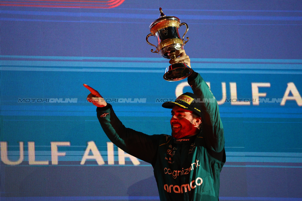 GP BAHRAIN, 3rd place Fernando Alonso (ESP) Aston Martin F1 Team.
05.03.2023. Formula 1 World Championship, Rd 1, Bahrain Grand Prix, Sakhir, Bahrain, Gara Day.
- www.xpbimages.com, EMail: requests@xpbimages.com © Copyright: Batchelor / XPB Images