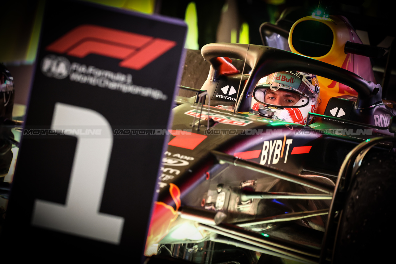 GP BAHRAIN, Max Verstappen (NLD), Red Bull Racing 
05.03.2023. Formula 1 World Championship, Rd 1, Bahrain Grand Prix, Sakhir, Bahrain, Gara Day.
- www.xpbimages.com, EMail: requests@xpbimages.com ¬© Copyright: Charniaux / XPB Images