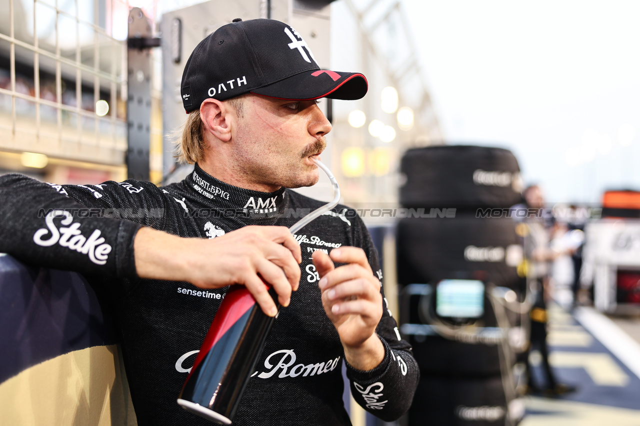 GP BAHRAIN, Valtteri Bottas (FIN), Alfa Romeo Racing 
05.03.2023. Formula 1 World Championship, Rd 1, Bahrain Grand Prix, Sakhir, Bahrain, Gara Day.
- www.xpbimages.com, EMail: requests@xpbimages.com ¬© Copyright: Charniaux / XPB Images