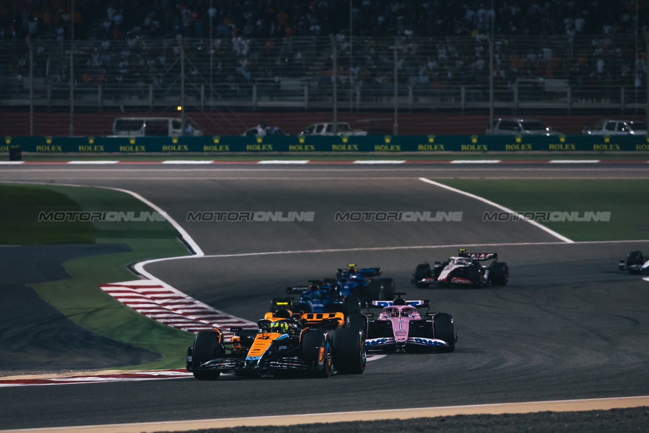GP BAHRAIN, Lando Norris (GBR) McLaren MCL60.

05.03.2023. Formula 1 World Championship, Rd 1, Bahrain Grand Prix, Sakhir, Bahrain, Gara Day.

- www.xpbimages.com, EMail: requests@xpbimages.com © Copyright: Bearne / XPB Images