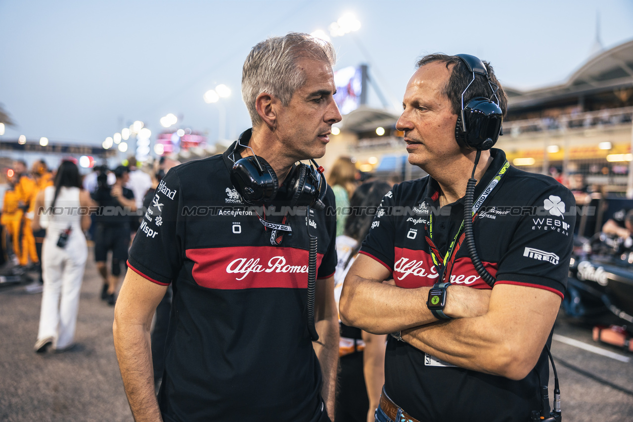 GP BAHRAIN, (L to R): Alessandro Alunni Bravi (ITA) Alfa Romeo F1 Team Managing Director e Team Representative with Cristiano Fiorio (ITA) Alfa Romeo Head of Stategic Projects e F1 Vice President

05.03.2023. Formula 1 World Championship, Rd 1, Bahrain Grand Prix, Sakhir, Bahrain, Gara Day.

- www.xpbimages.com, EMail: requests@xpbimages.com © Copyright: Bearne / XPB Images