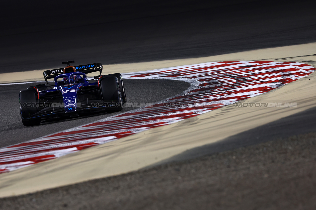 GP BAHRAIN, Alexander Albon (THA) Williams Racing FW45.

05.03.2023. Formula 1 World Championship, Rd 1, Bahrain Grand Prix, Sakhir, Bahrain, Gara Day.

 - www.xpbimages.com, EMail: requests@xpbimages.com © Copyright: Coates / XPB Images