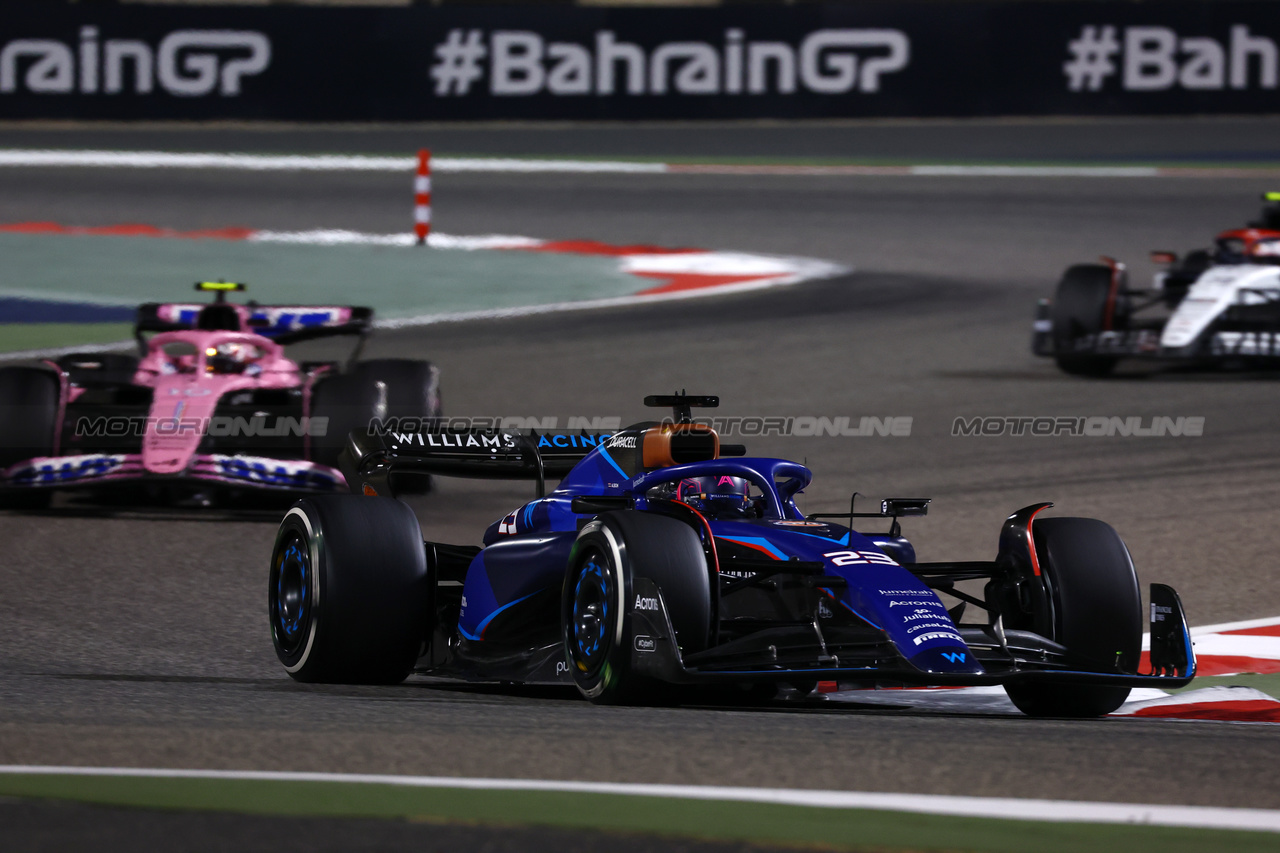 GP BAHRAIN, Alexander Albon (THA) Williams Racing FW45.

05.03.2023. Formula 1 World Championship, Rd 1, Bahrain Grand Prix, Sakhir, Bahrain, Gara Day.

 - www.xpbimages.com, EMail: requests@xpbimages.com © Copyright: Coates / XPB Images