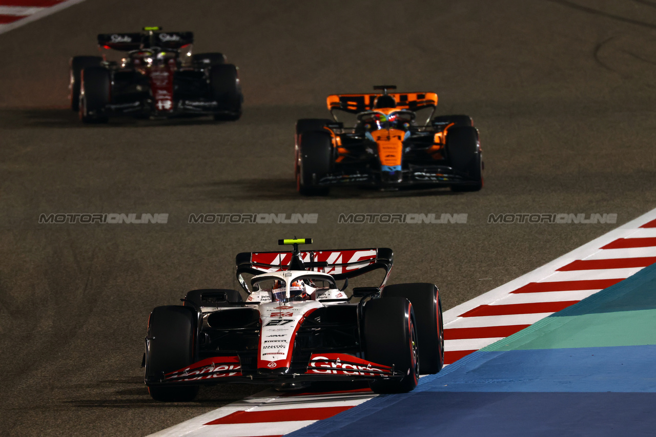 GP BAHRAIN, Nico Hulkenberg (GER) Haas VF-23.

05.03.2023. Formula 1 World Championship, Rd 1, Bahrain Grand Prix, Sakhir, Bahrain, Gara Day.

 - www.xpbimages.com, EMail: requests@xpbimages.com © Copyright: Coates / XPB Images