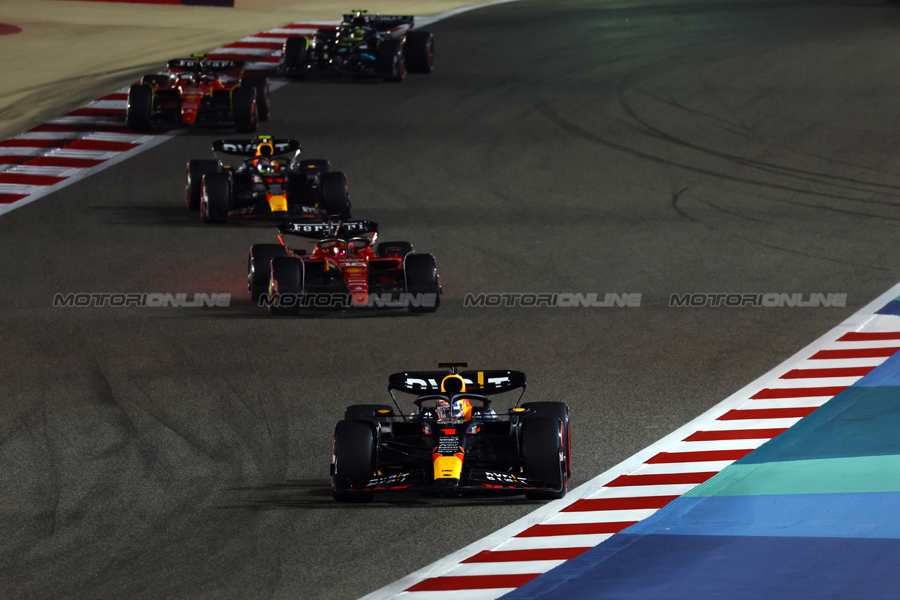 GP BAHRAIN, Max Verstappen (NLD) Red Bull Racing RB19.

05.03.2023. Formula 1 World Championship, Rd 1, Bahrain Grand Prix, Sakhir, Bahrain, Gara Day.

 - www.xpbimages.com, EMail: requests@xpbimages.com © Copyright: Coates / XPB Images