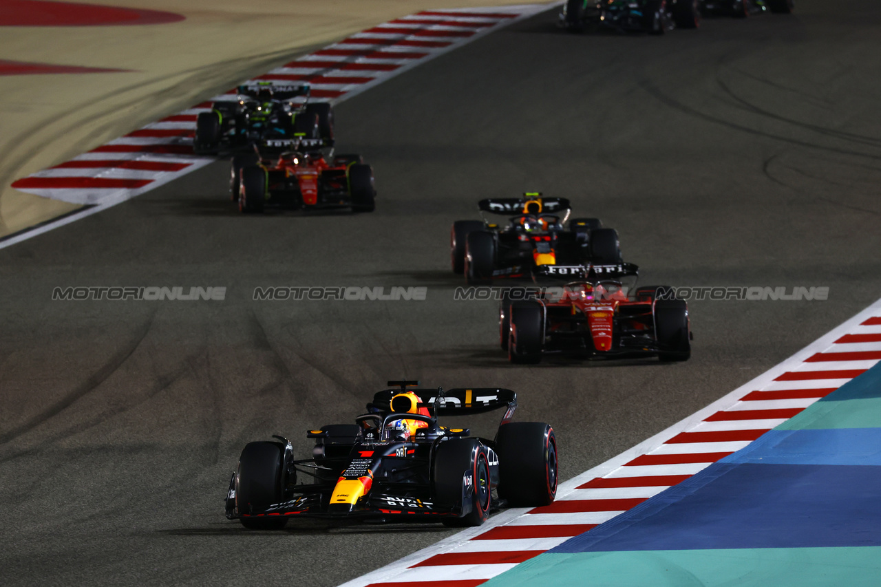 GP BAHRAIN, Max Verstappen (NLD) Red Bull Racing RB19.

05.03.2023. Formula 1 World Championship, Rd 1, Bahrain Grand Prix, Sakhir, Bahrain, Gara Day.

 - www.xpbimages.com, EMail: requests@xpbimages.com © Copyright: Coates / XPB Images