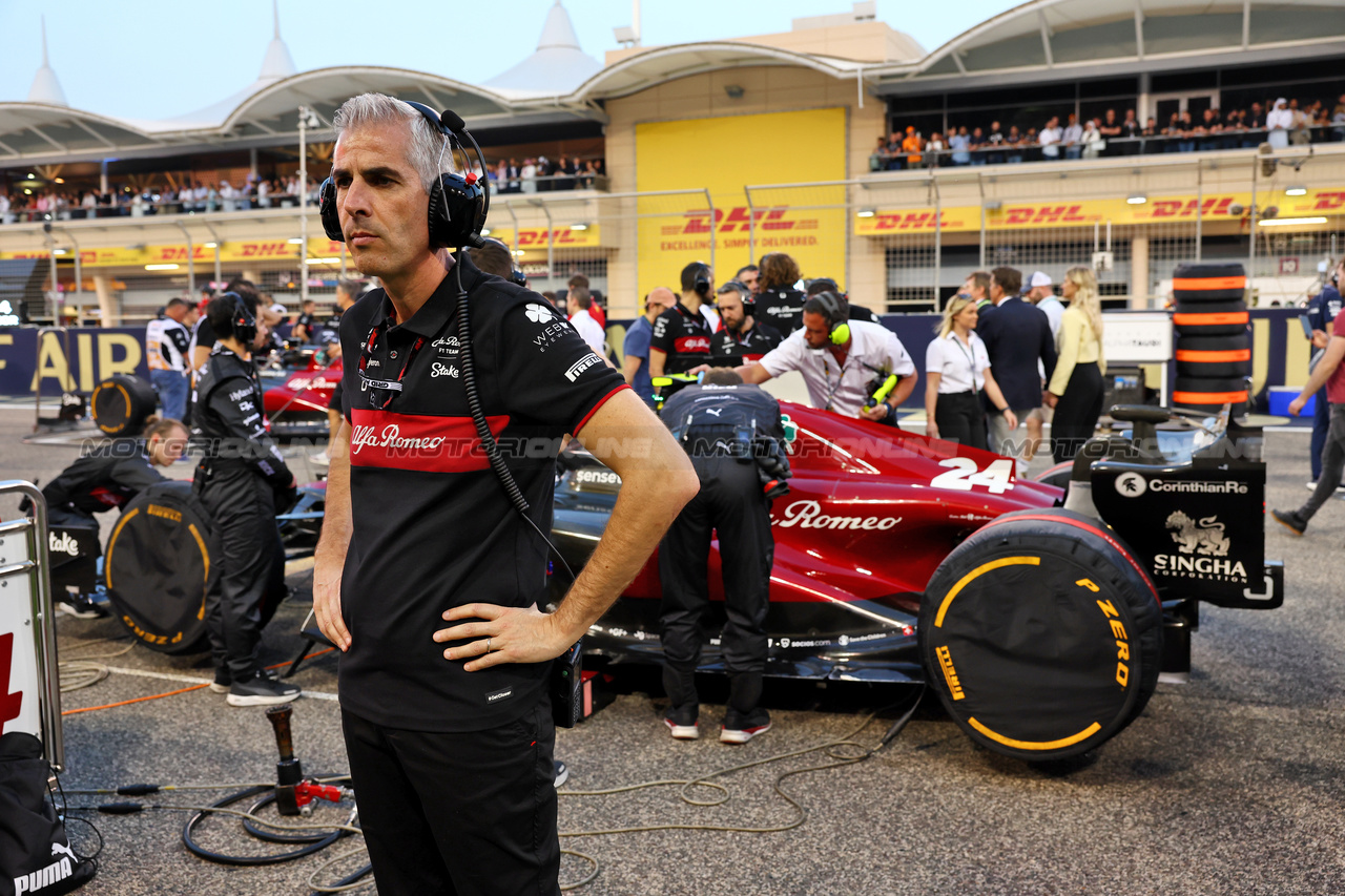 GP BAHRAIN, Alessandro Alunni Bravi (ITA) Alfa Romeo F1 Team Managing Director e Team Representative on the grid.

05.03.2023. Formula 1 World Championship, Rd 1, Bahrain Grand Prix, Sakhir, Bahrain, Gara Day.

- www.xpbimages.com, EMail: requests@xpbimages.com © Copyright: Batchelor / XPB Images