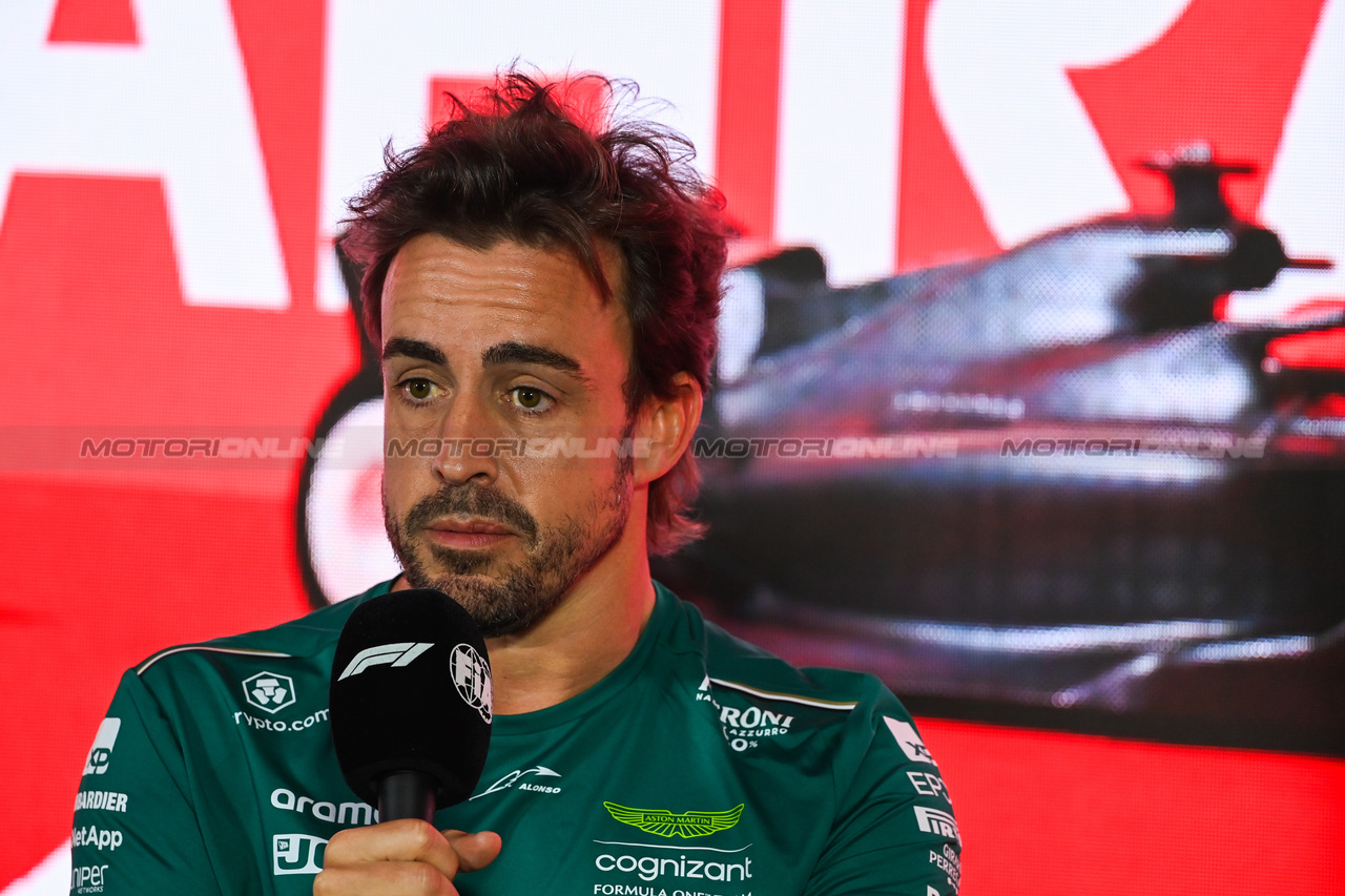 GP BAHRAIN, Fernando Alonso (ESP) Aston Martin F1 Team in the FIA Press Conference.

02.03.2023. Formula 1 World Championship, Rd 1, Bahrain Grand Prix, Sakhir, Bahrain, Preparation Day.

- www.xpbimages.com, EMail: requests@xpbimages.com © Copyright: XPB Images