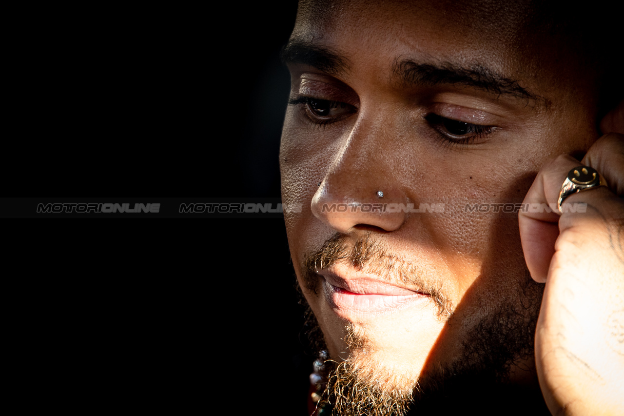 GP BAHRAIN, Lewis Hamilton (GBR) Mercedes AMG F1.

02.03.2023. Formula 1 World Championship, Rd 1, Bahrain Grand Prix, Sakhir, Bahrain, Preparation Day.

- www.xpbimages.com, EMail: requests@xpbimages.com © Copyright: Bearne / XPB Images