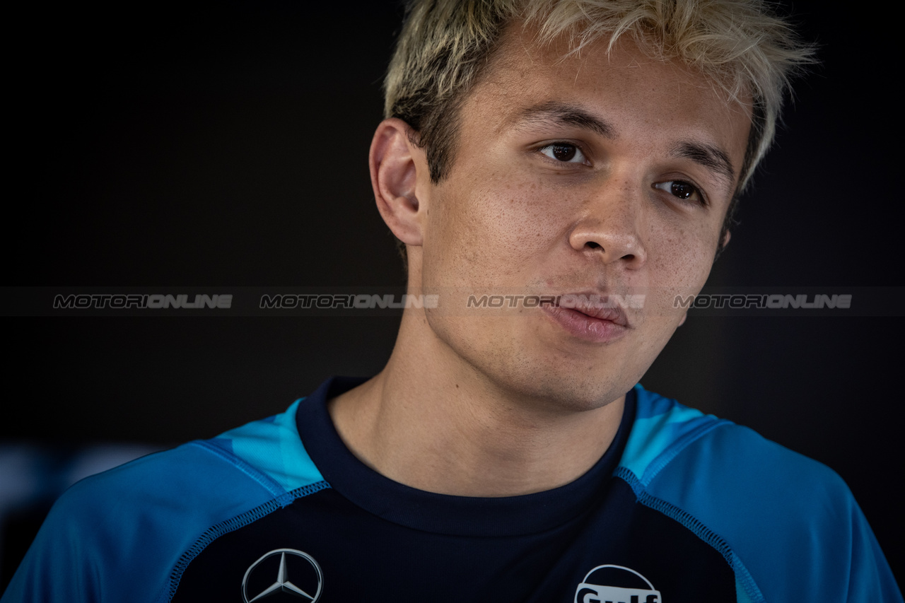 GP BAHRAIN, Alexander Albon (THA) Williams Racing.

02.03.2023. Formula 1 World Championship, Rd 1, Bahrain Grand Prix, Sakhir, Bahrain, Preparation Day.

- www.xpbimages.com, EMail: requests@xpbimages.com © Copyright: Bearne / XPB Images