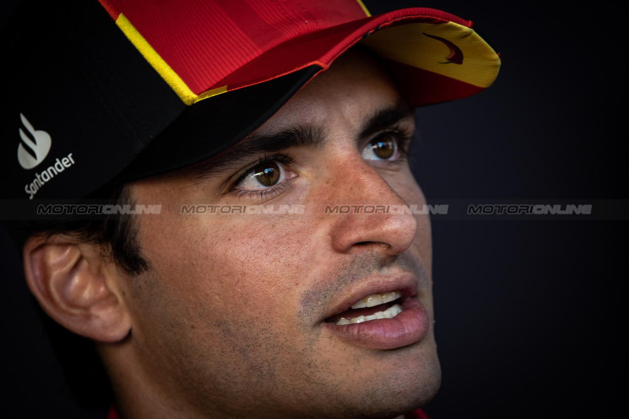 GP BAHRAIN, Carlos Sainz Jr (ESP) Ferrari.

02.03.2023. Formula 1 World Championship, Rd 1, Bahrain Grand Prix, Sakhir, Bahrain, Preparation Day.

- www.xpbimages.com, EMail: requests@xpbimages.com © Copyright: Bearne / XPB Images