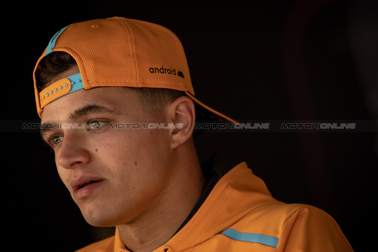 GP BAHRAIN, Lando Norris (GBR) McLaren.

02.03.2023. Formula 1 World Championship, Rd 1, Bahrain Grand Prix, Sakhir, Bahrain, Preparation Day.

- www.xpbimages.com, EMail: requests@xpbimages.com © Copyright: Bearne / XPB Images