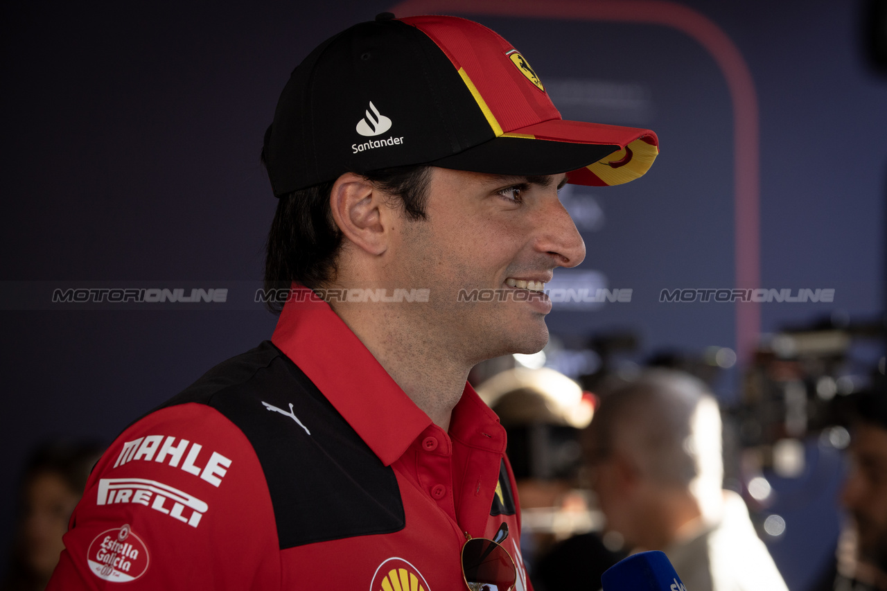 GP BAHRAIN, Carlos Sainz Jr (ESP) Ferrari.

02.03.2023. Formula 1 World Championship, Rd 1, Bahrain Grand Prix, Sakhir, Bahrain, Preparation Day.

- www.xpbimages.com, EMail: requests@xpbimages.com © Copyright: Bearne / XPB Images