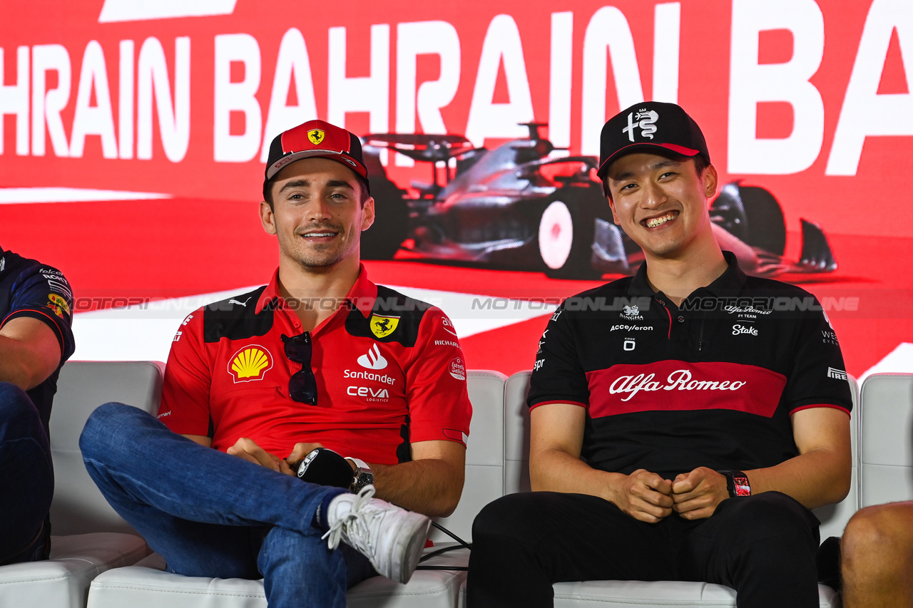 GP BAHRAIN, (L to R): Charles Leclerc (MON) Ferrari e Zhou Guanyu (CHN) Alfa Romeo F1 Team, in the FIA Press Conference.

02.03.2023. Formula 1 World Championship, Rd 1, Bahrain Grand Prix, Sakhir, Bahrain, Preparation Day.

- www.xpbimages.com, EMail: requests@xpbimages.com © Copyright: XPB Images
