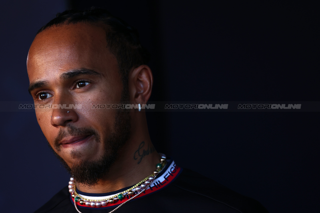 GP BAHRAIN, Lewis Hamilton (GBR) Mercedes AMG F1.

02.03.2023. Formula 1 World Championship, Rd 1, Bahrain Grand Prix, Sakhir, Bahrain, Preparation Day.

 - www.xpbimages.com, EMail: requests@xpbimages.com © Copyright: Coates / XPB Images