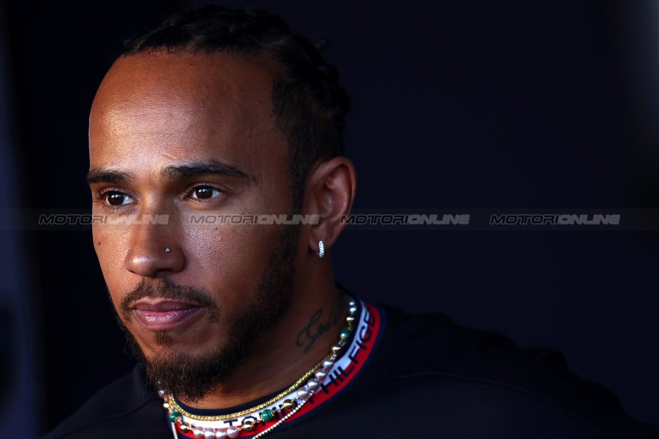 GP BAHRAIN, Lewis Hamilton (GBR) Mercedes AMG F1.

02.03.2023. Formula 1 World Championship, Rd 1, Bahrain Grand Prix, Sakhir, Bahrain, Preparation Day.

 - www.xpbimages.com, EMail: requests@xpbimages.com © Copyright: Coates / XPB Images