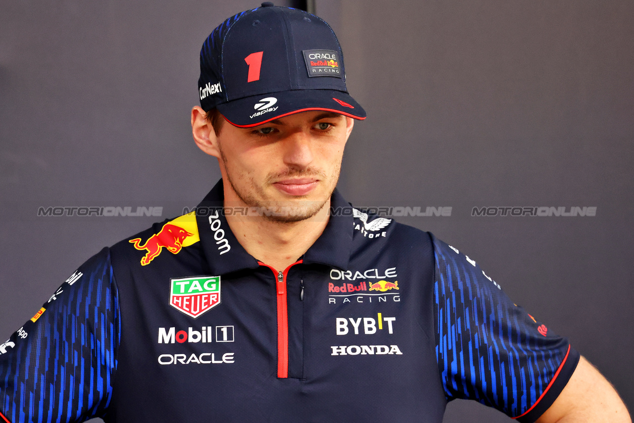 GP BAHRAIN, Max Verstappen (NLD) Red Bull Racing.

02.03.2023. Formula 1 World Championship, Rd 1, Bahrain Grand Prix, Sakhir, Bahrain, Preparation Day.

- www.xpbimages.com, EMail: requests@xpbimages.com © Copyright: Batchelor / XPB Images