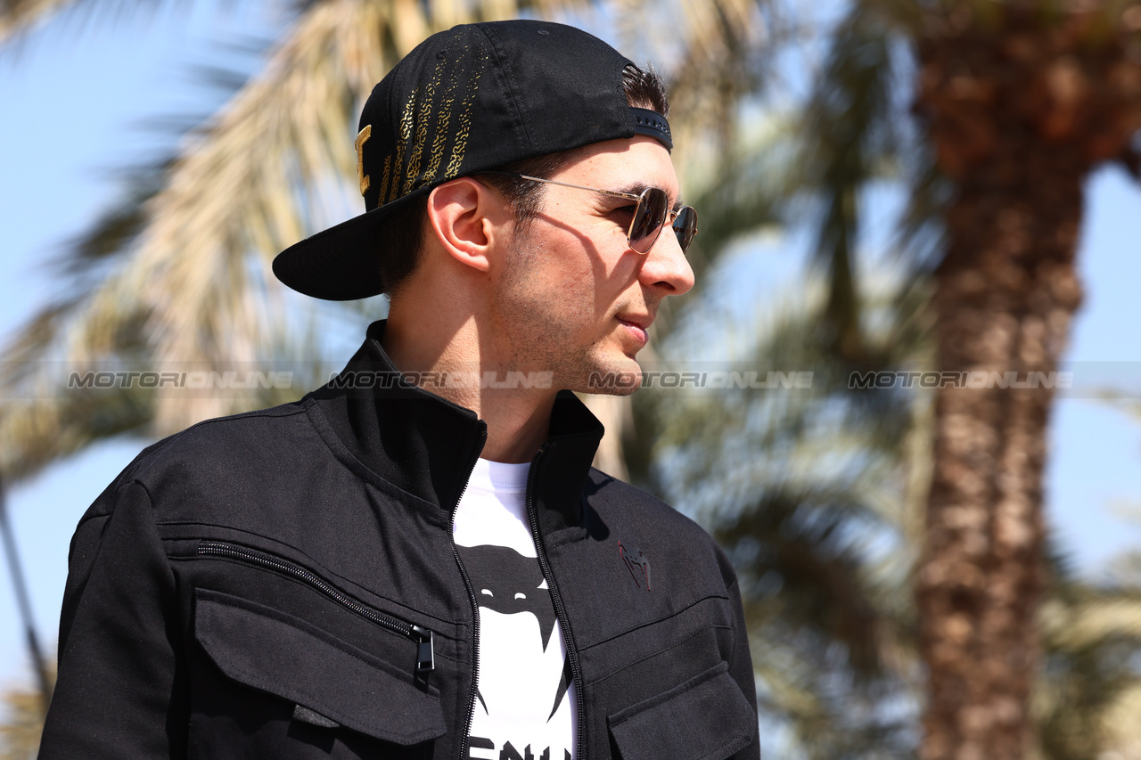 GP BAHRAIN, Esteban Ocon (FRA) Alpine F1 Team.

02.03.2023. Formula 1 World Championship, Rd 1, Bahrain Grand Prix, Sakhir, Bahrain, Preparation Day.

 - www.xpbimages.com, EMail: requests@xpbimages.com © Copyright: Coates / XPB Images