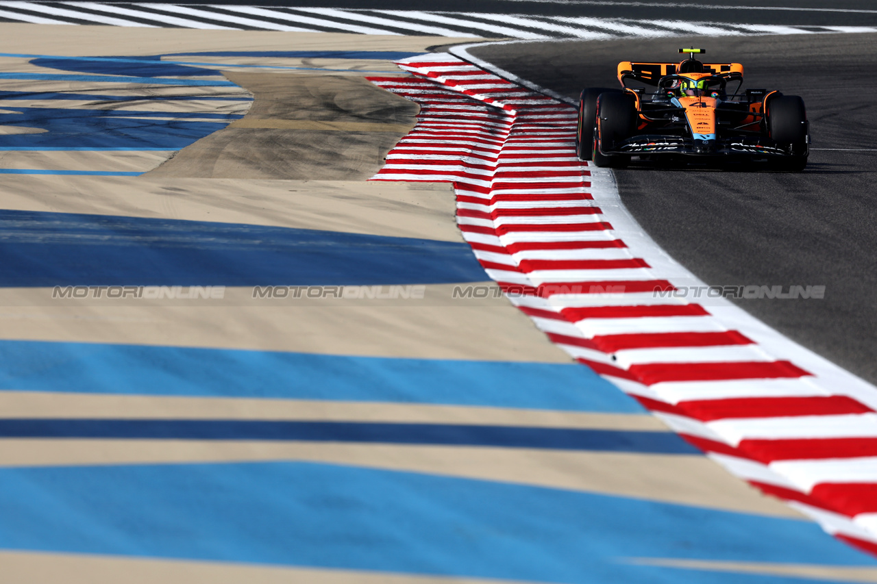 GP BAHRAIN, Lando Norris (GBR) McLaren MCL60.

04.03.2023. Formula 1 World Championship, Rd 1, Bahrain Grand Prix, Sakhir, Bahrain, Qualifiche Day.

- www.xpbimages.com, EMail: requests@xpbimages.com © Copyright: Moy / XPB Images