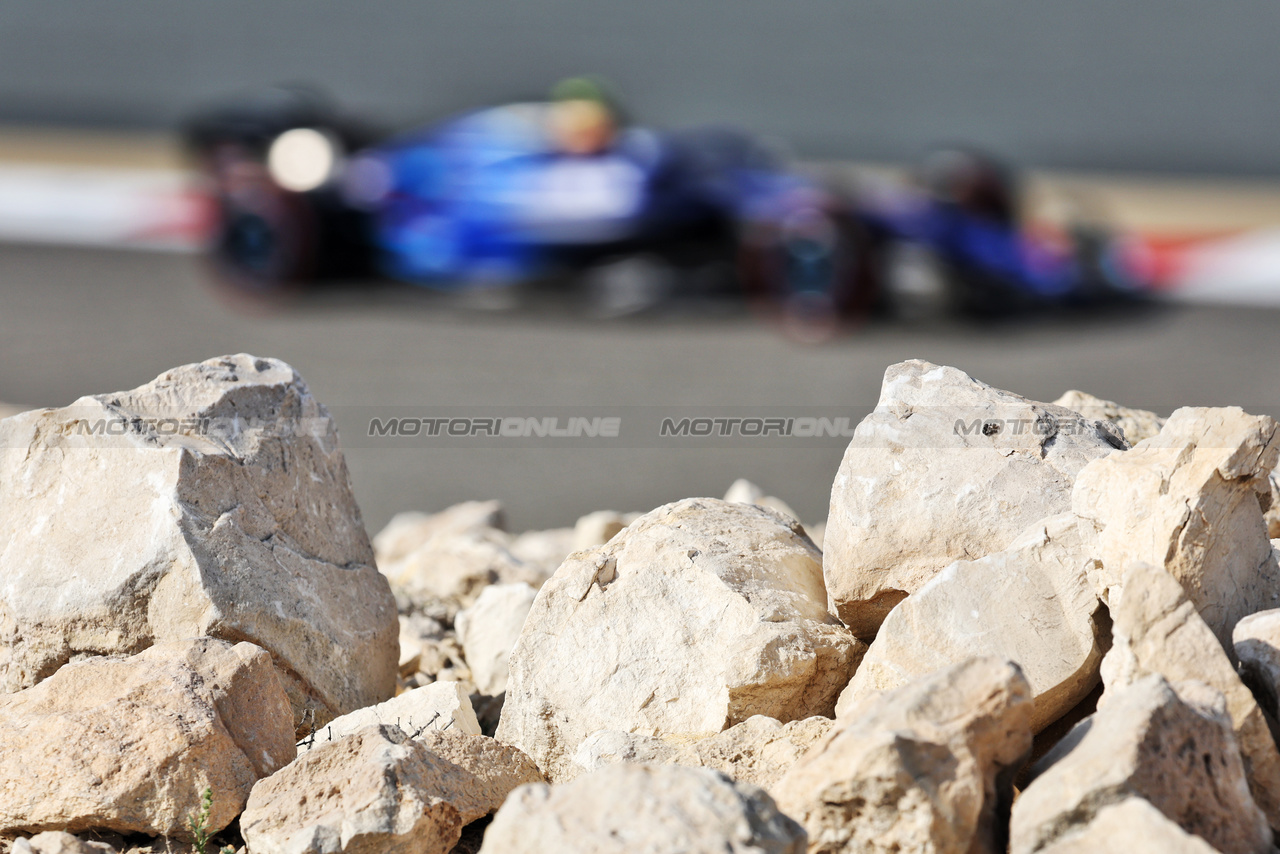 GP BAHRAIN, Logan Sargeant (USA) Williams Racing FW45.

04.03.2023. Formula 1 World Championship, Rd 1, Bahrain Grand Prix, Sakhir, Bahrain, Qualifiche Day.

- www.xpbimages.com, EMail: requests@xpbimages.com © Copyright: Bearne / XPB Images