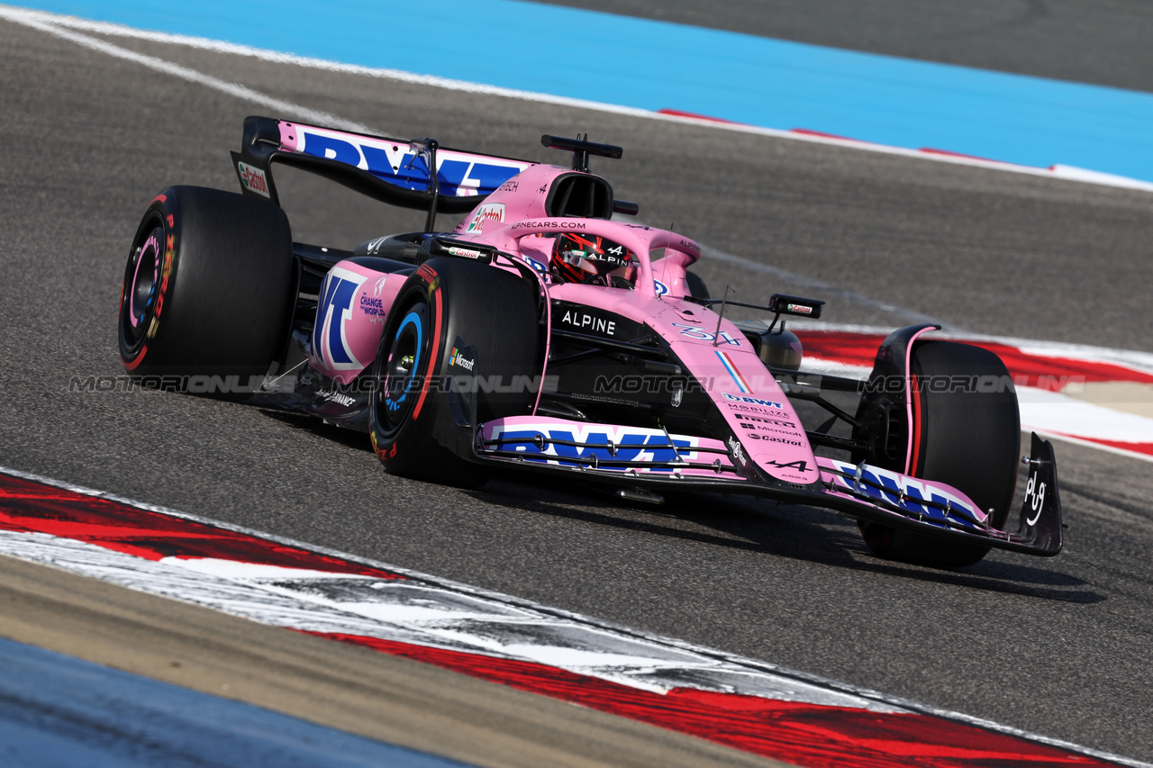 GP BAHRAIN, Esteban Ocon (FRA) Alpine F1 Team A523.

04.03.2023. Formula 1 World Championship, Rd 1, Bahrain Grand Prix, Sakhir, Bahrain, Qualifiche Day.

- www.xpbimages.com, EMail: requests@xpbimages.com © Copyright: Moy / XPB Images