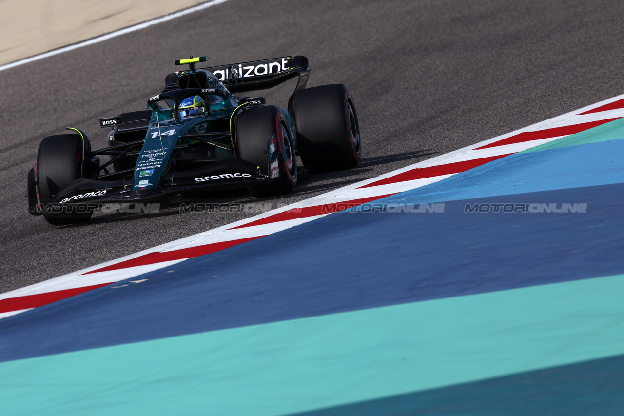 GP BAHRAIN, Fernando Alonso (ESP) Aston Martin F1 Team AMR23.

04.03.2023. Formula 1 World Championship, Rd 1, Bahrain Grand Prix, Sakhir, Bahrain, Qualifiche Day.

- www.xpbimages.com, EMail: requests@xpbimages.com © Copyright: Moy / XPB Images