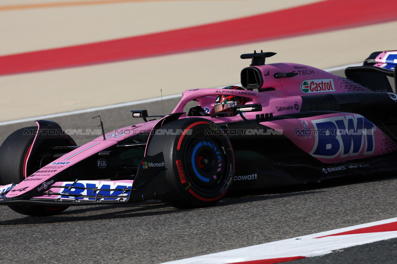 GP BAHRAIN, Esteban Ocon (FRA) Alpine F1 Team A523.

04.03.2023. Formula 1 World Championship, Rd 1, Bahrain Grand Prix, Sakhir, Bahrain, Qualifiche Day.

- www.xpbimages.com, EMail: requests@xpbimages.com © Copyright: Moy / XPB Images