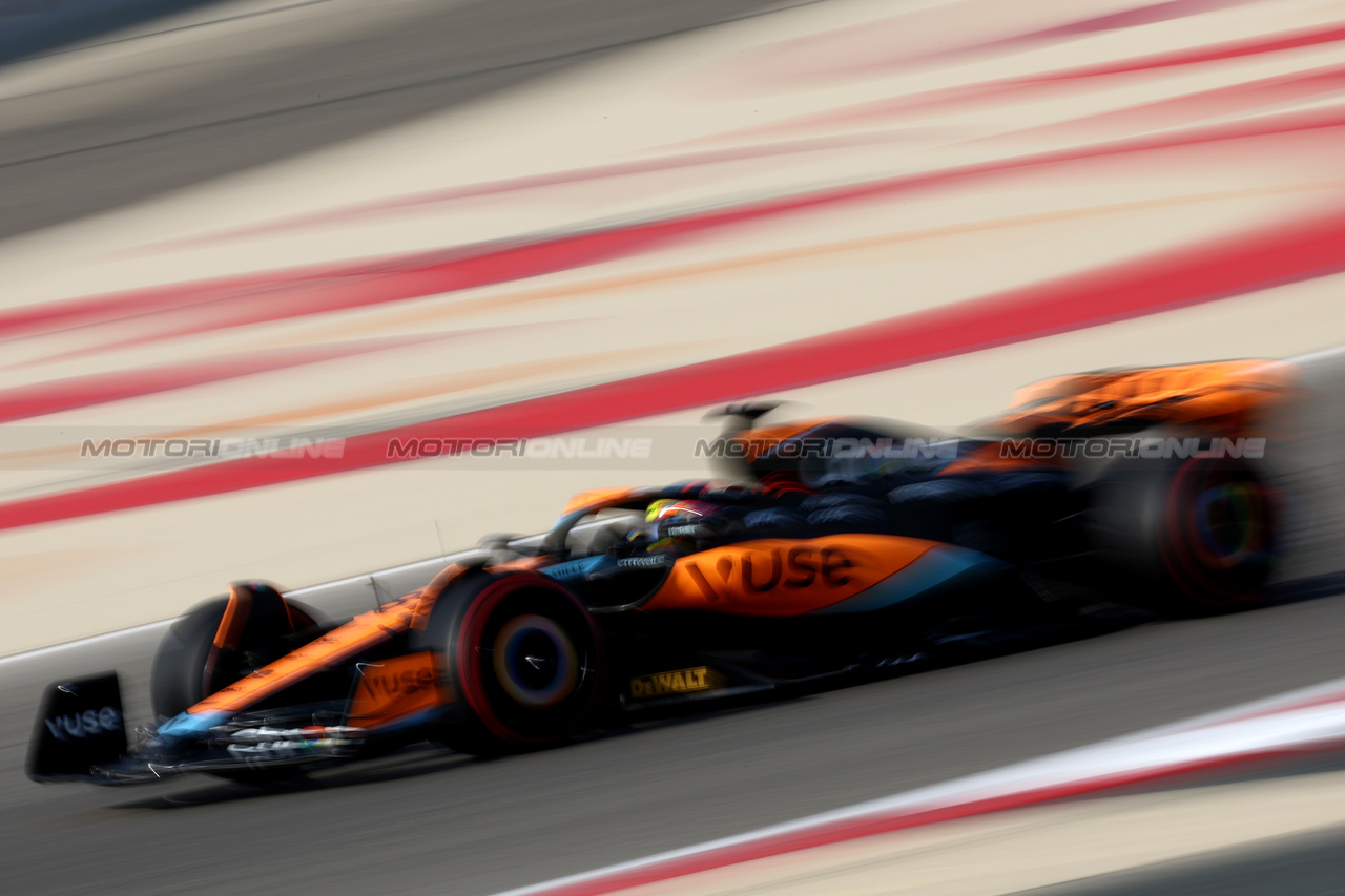 GP BAHRAIN, Oscar Piastri (AUS) McLaren MCL60.

04.03.2023. Formula 1 World Championship, Rd 1, Bahrain Grand Prix, Sakhir, Bahrain, Qualifiche Day.

- www.xpbimages.com, EMail: requests@xpbimages.com © Copyright: Moy / XPB Images