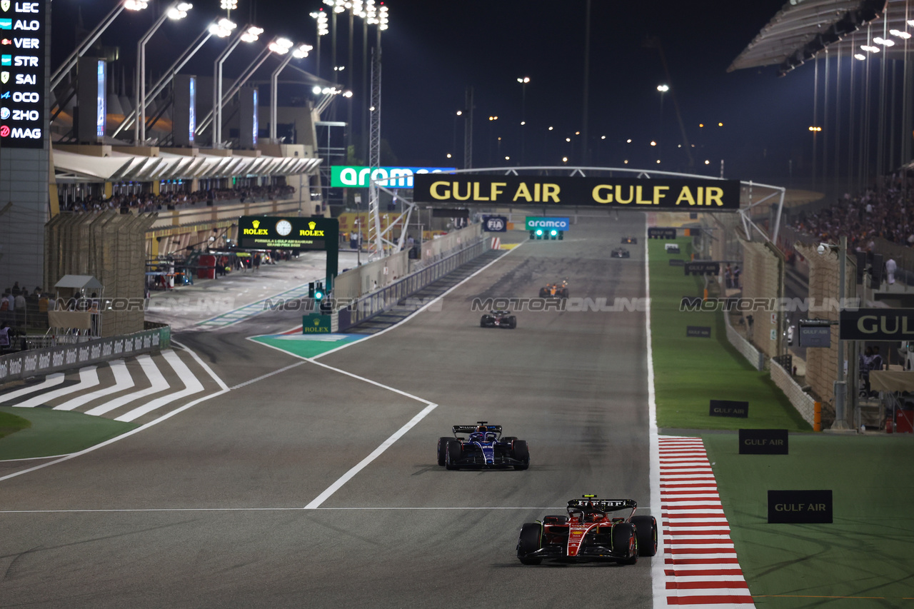 GP BAHRAIN, Carlos Sainz Jr (ESP) Ferrari SF-23.

04.03.2023. Formula 1 World Championship, Rd 1, Bahrain Grand Prix, Sakhir, Bahrain, Qualifiche Day.

- www.xpbimages.com, EMail: requests@xpbimages.com © Copyright: Moy / XPB Images