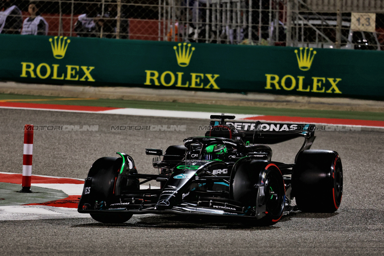 GP BAHRAIN, George Russell (GBR) Mercedes AMG F1 W14.

04.03.2023. Formula 1 World Championship, Rd 1, Bahrain Grand Prix, Sakhir, Bahrain, Qualifiche Day.

- www.xpbimages.com, EMail: requests@xpbimages.com © Copyright: Moy / XPB Images