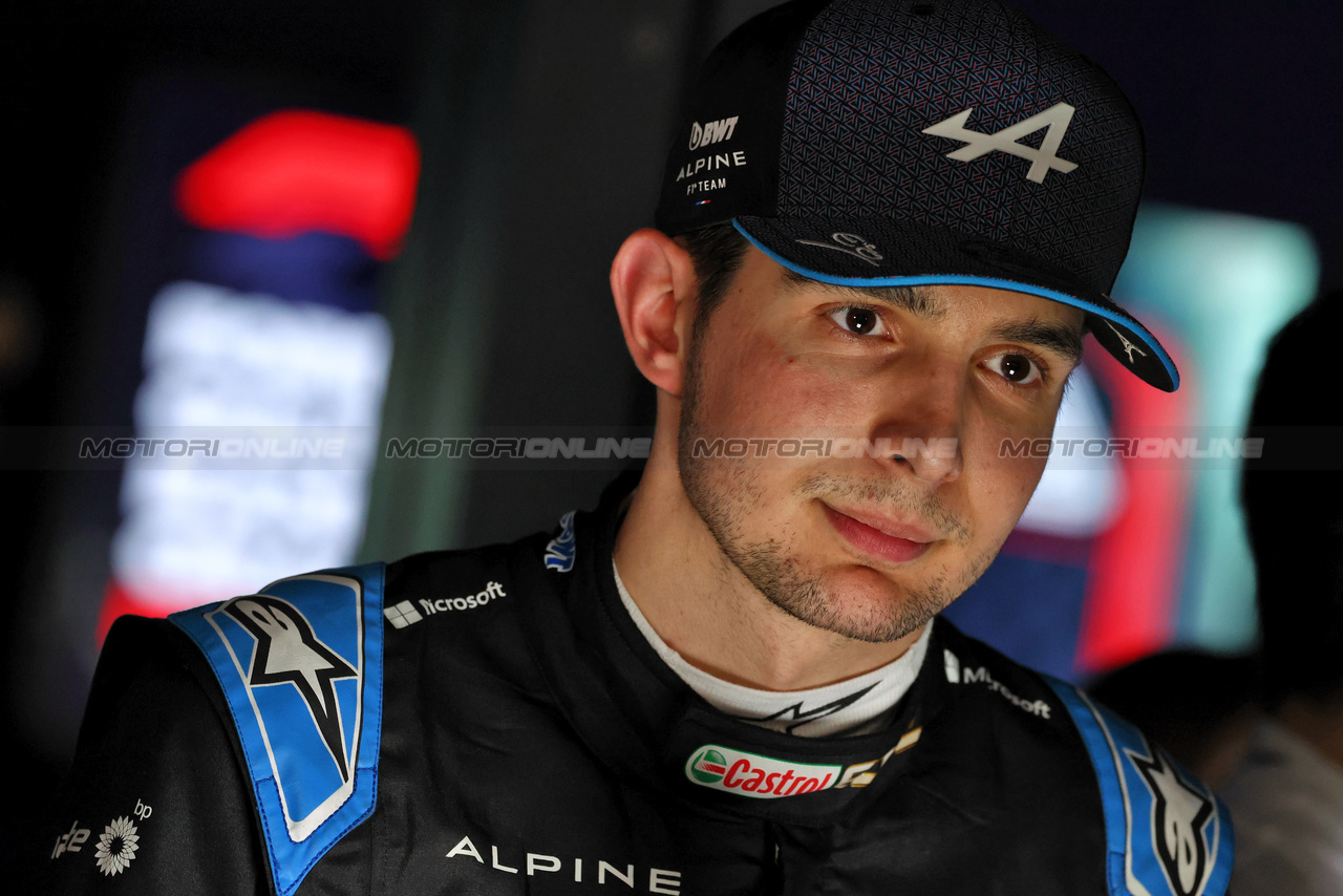 GP BAHRAIN, Esteban Ocon (FRA) Alpine F1 Team.

04.03.2023. Formula 1 World Championship, Rd 1, Bahrain Grand Prix, Sakhir, Bahrain, Qualifiche Day.

- www.xpbimages.com, EMail: requests@xpbimages.com © Copyright: Moy / XPB Images