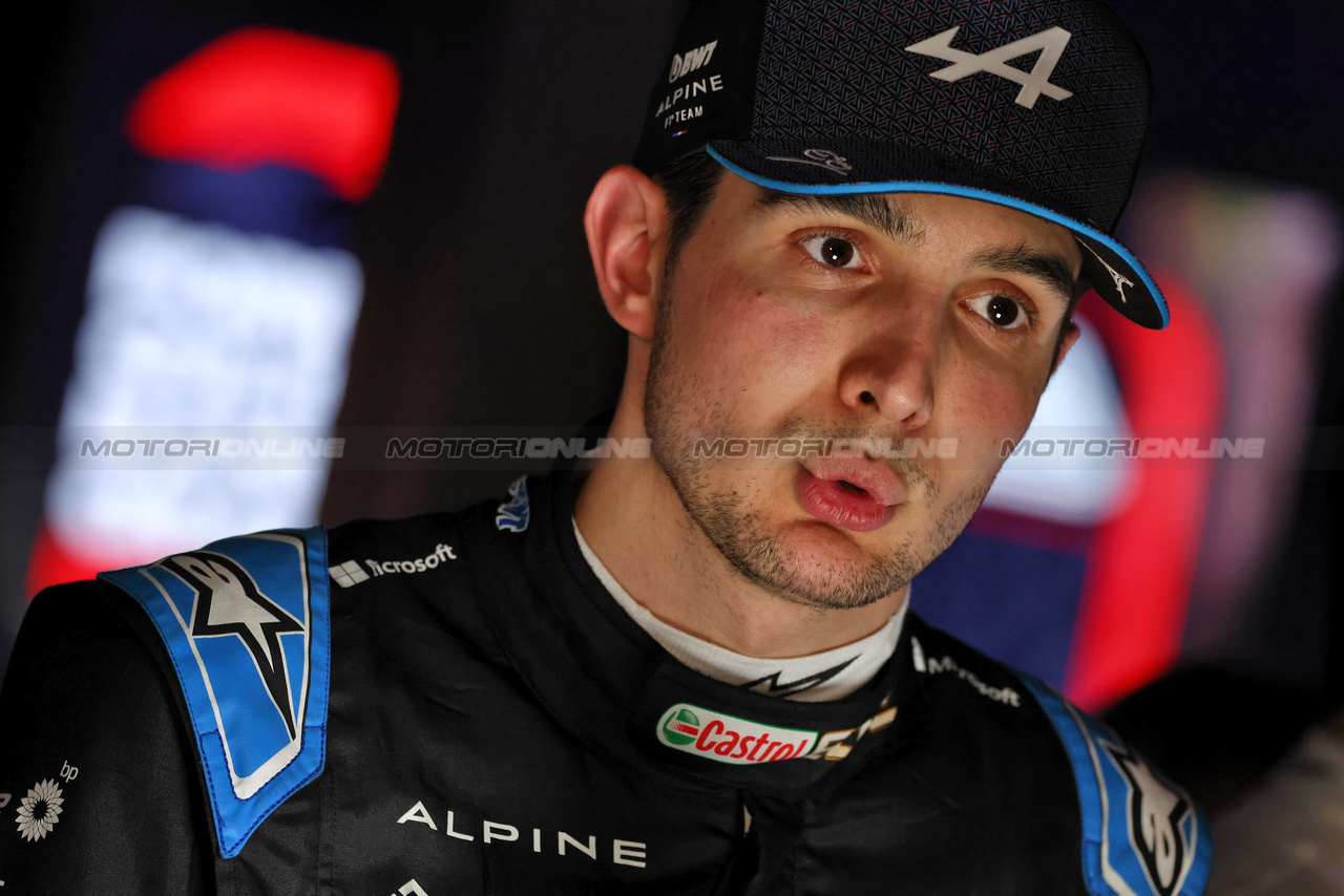 GP BAHRAIN, Esteban Ocon (FRA) Alpine F1 Team.

04.03.2023. Formula 1 World Championship, Rd 1, Bahrain Grand Prix, Sakhir, Bahrain, Qualifiche Day.

- www.xpbimages.com, EMail: requests@xpbimages.com © Copyright: Moy / XPB Images