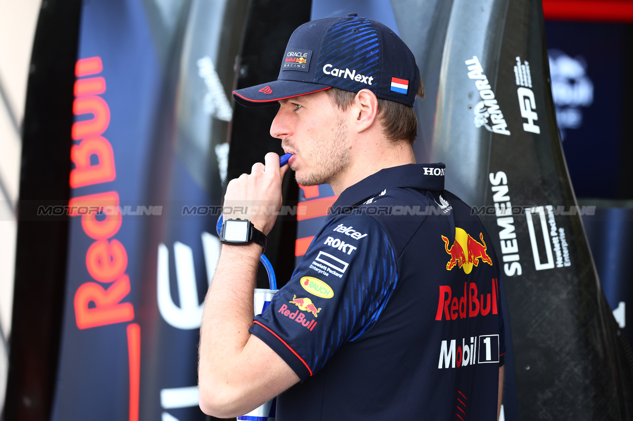 GP BAHRAIN, Max Verstappen (NLD) Red Bull Racing.

04.03.2023. Formula 1 World Championship, Rd 1, Bahrain Grand Prix, Sakhir, Bahrain, Qualifiche Day.

 - www.xpbimages.com, EMail: requests@xpbimages.com © Copyright: Coates / XPB Images