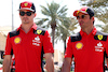 GP BAHRAIN, (L to R): Charles Leclerc (MON) Ferrari e team mate Carlos Sainz Jr (ESP) Ferrari.
04.03.2023. Formula 1 World Championship, Rd 1, Bahrain Grand Prix, Sakhir, Bahrain, Qualifiche Day.
 - www.xpbimages.com, EMail: requests@xpbimages.com © Copyright: Coates / XPB Images