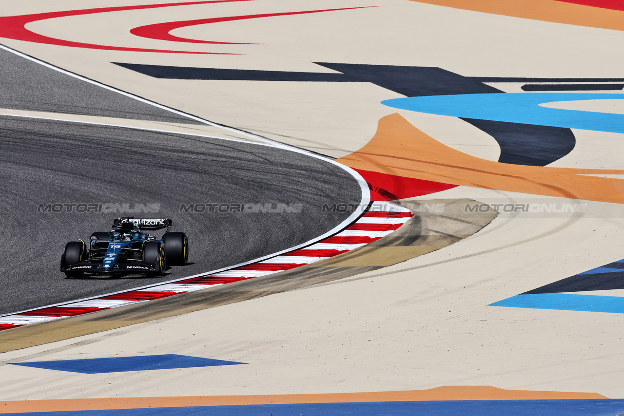 GP BAHRAIN, Lance Stroll (CDN) Aston Martin F1 Team AMR23.

03.03.2023. Formula 1 World Championship, Rd 1, Bahrain Grand Prix, Sakhir, Bahrain, Practice Day

- www.xpbimages.com, EMail: requests@xpbimages.com © Copyright: Moy / XPB Images