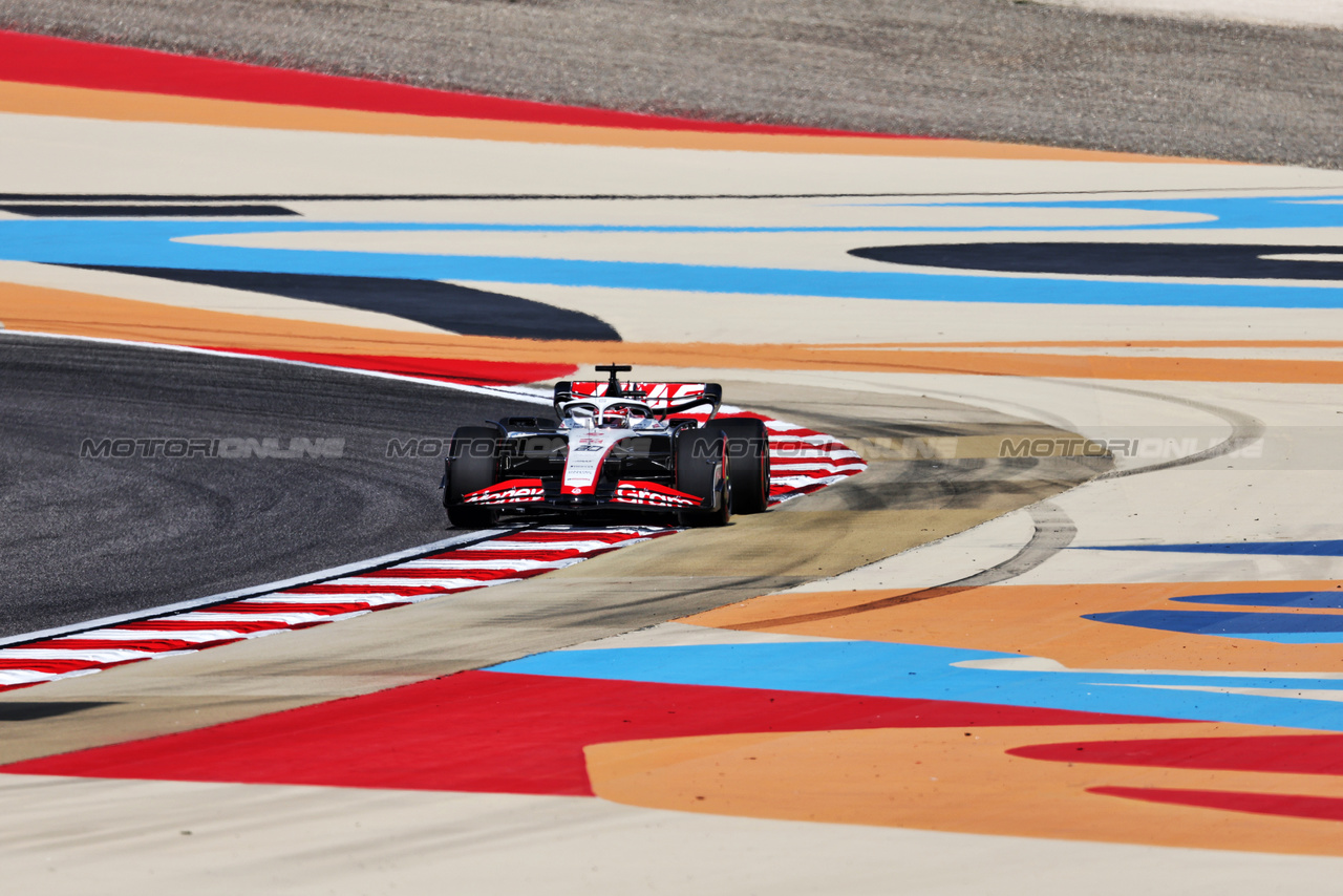 GP BAHRAIN, Kevin Magnussen (DEN) Haas VF-23.

03.03.2023. Formula 1 World Championship, Rd 1, Bahrain Grand Prix, Sakhir, Bahrain, Practice Day

- www.xpbimages.com, EMail: requests@xpbimages.com © Copyright: Moy / XPB Images