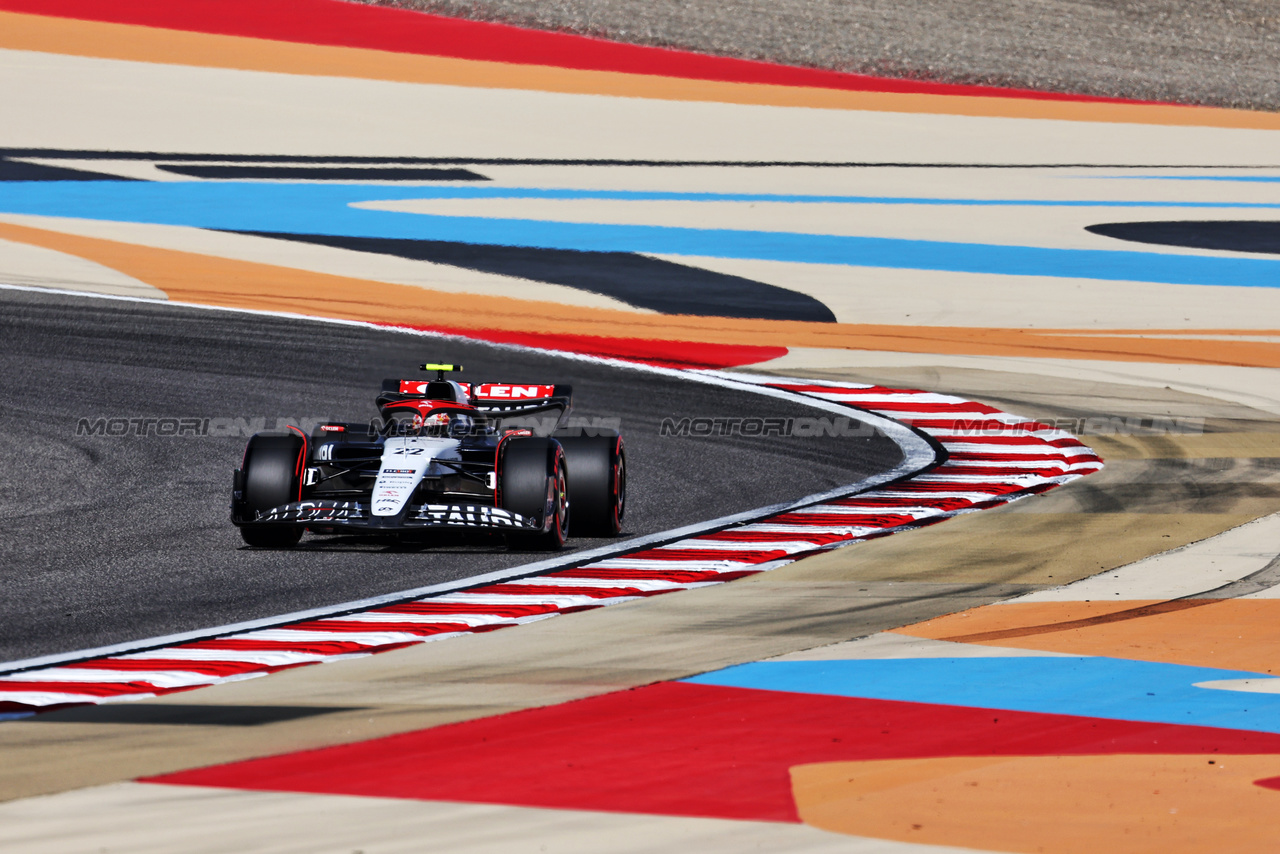 GP BAHRAIN, Nico Hulkenberg (GER) Haas VF-23.

03.03.2023. Formula 1 World Championship, Rd 1, Bahrain Grand Prix, Sakhir, Bahrain, Practice Day

- www.xpbimages.com, EMail: requests@xpbimages.com © Copyright: Moy / XPB Images