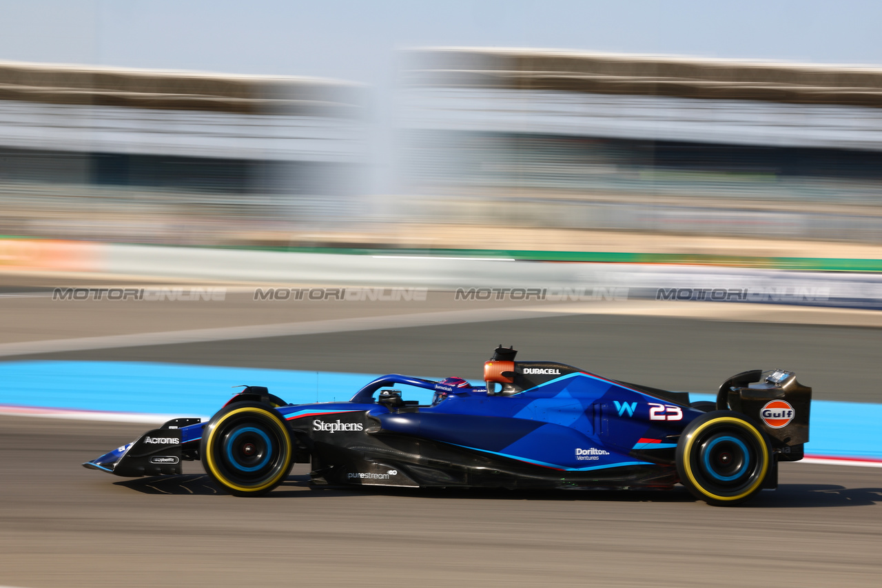 GP BAHRAIN, Alexander Albon (THA) Williams Racing FW45.

03.03.2023. Formula 1 World Championship, Rd 1, Bahrain Grand Prix, Sakhir, Bahrain, Practice Day

 - www.xpbimages.com, EMail: requests@xpbimages.com © Copyright: Coates / XPB Images