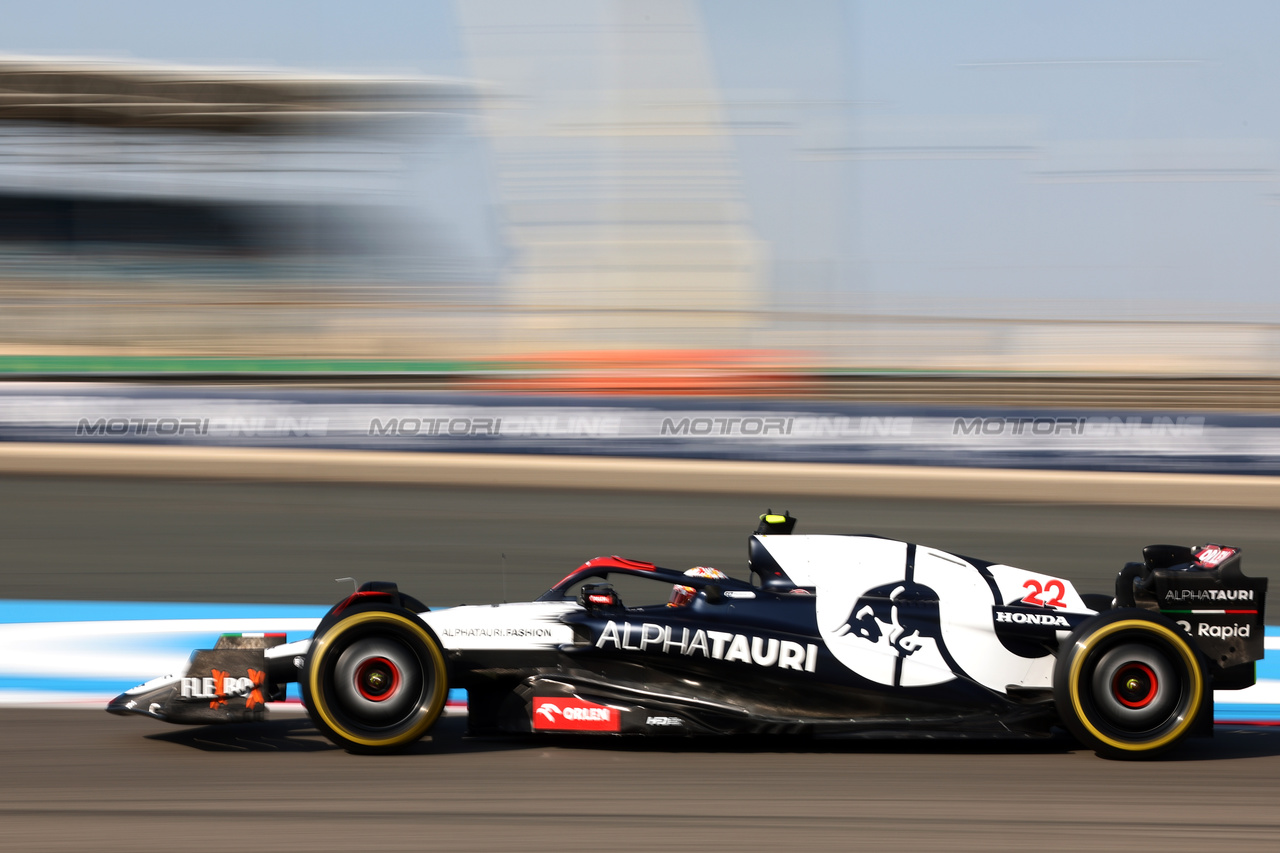 GP BAHRAIN, Yuki Tsunoda (JPN) AlphaTauri AT04.

03.03.2023. Formula 1 World Championship, Rd 1, Bahrain Grand Prix, Sakhir, Bahrain, Practice Day

 - www.xpbimages.com, EMail: requests@xpbimages.com © Copyright: Coates / XPB Images