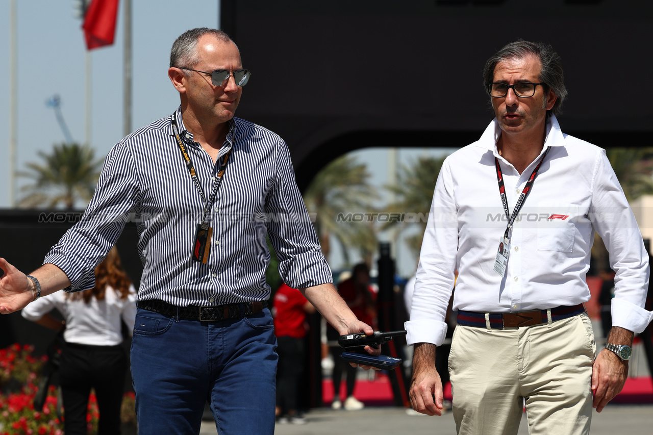 GP BAHRAIN, Stefano Domenicali (ITA) Formula One President e CEO.

03.03.2023. Formula 1 World Championship, Rd 1, Bahrain Grand Prix, Sakhir, Bahrain, Practice Day

- www.xpbimages.com, EMail: requests@xpbimages.com © Copyright: Batchelor / XPB Images