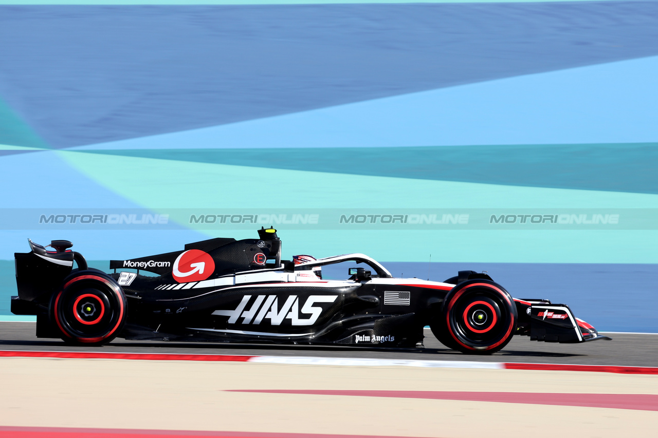 GP BAHRAIN, Nico Hulkenberg (GER) Haas VF-23.

03.03.2023. Formula 1 World Championship, Rd 1, Bahrain Grand Prix, Sakhir, Bahrain, Practice Day

- www.xpbimages.com, EMail: requests@xpbimages.com © Copyright: Bearne / XPB Images