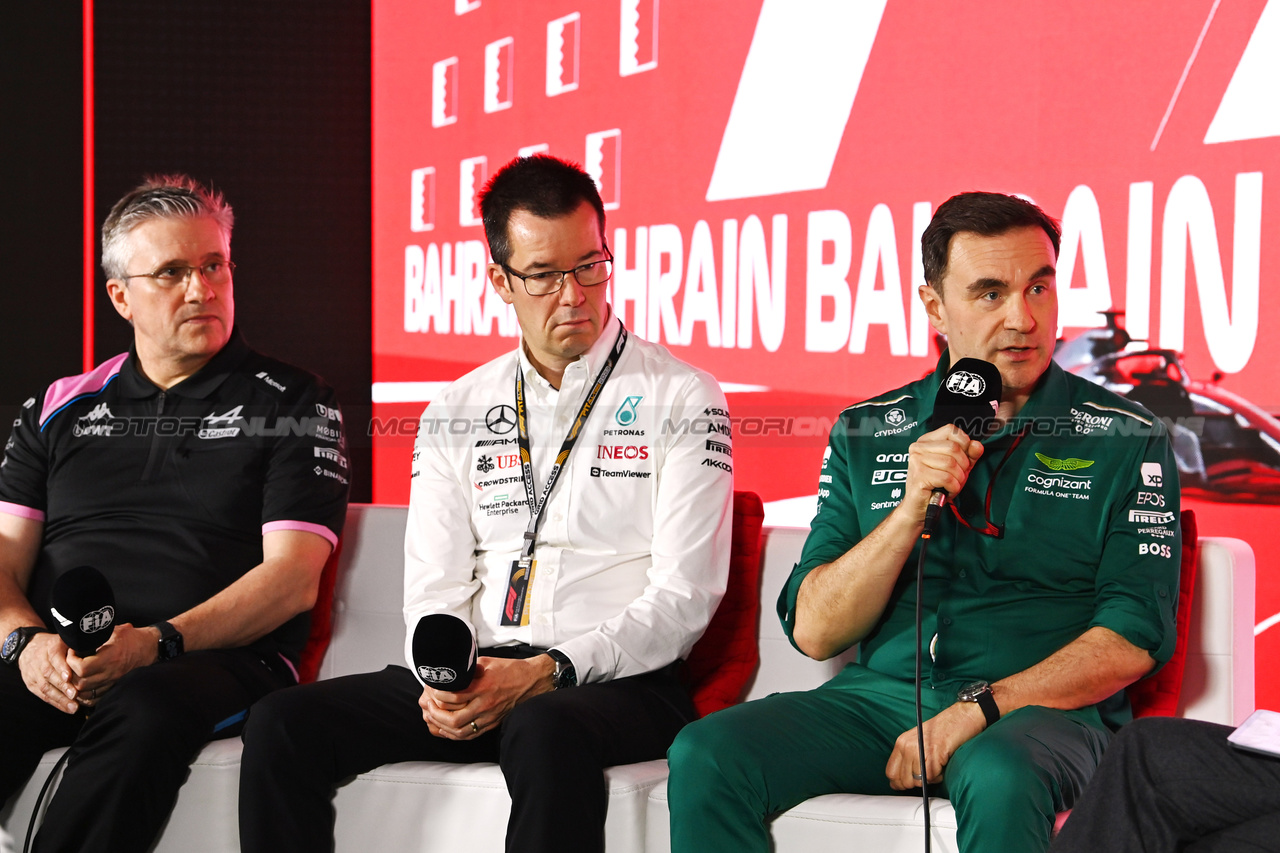 GP BAHRAIN, (L to R): Pat Fry (GBR) Alpine F1 Team Chief Technical Officer; Mike Elliot (GBR) Mercedes AMG F1 Technology Director; e Dan Fallows (GBR) Aston Martin F1 Team Technical Director, in the FIA Press Conference.

03.03.2023. Formula 1 World Championship, Rd 1, Bahrain Grand Prix, Sakhir, Bahrain, Practice Day

- www.xpbimages.com, EMail: requests@xpbimages.com © Copyright: XPB Images
